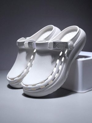 Men’s White Hollow Out Design Casual Sandals, Perfect For Travel, Street Or Beach Activities, Lightweight And Comfortable